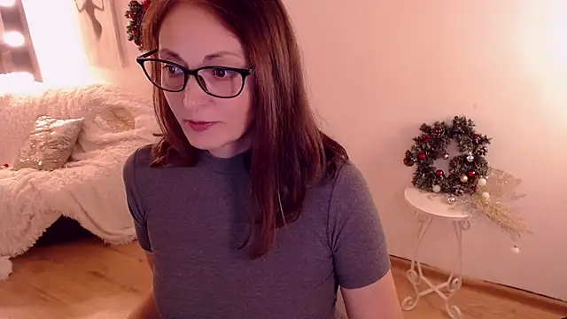 Snapshot of CaringSophie chatting on 12-27-24, 05:20 CaringSophie online show from 12-27-24, 05:20
