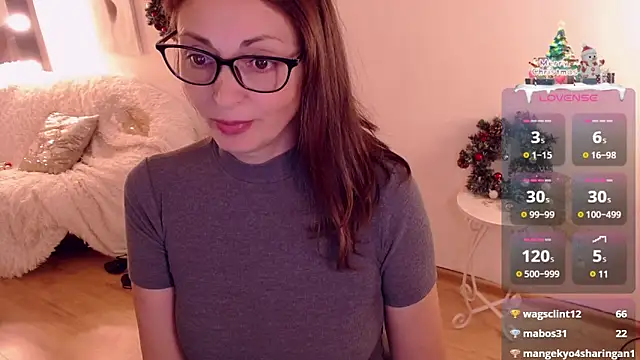 Snapshot of CaringSophie chatting on 12-27-24, 08:24 CaringSophie online show from 12-27-24, 08:24