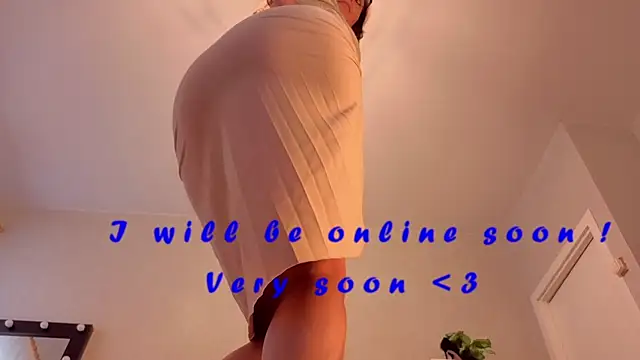 Snapshot of CaringSophie chatting on 06-27-26, 07:31 CaringSophie online show from 06-27-26, 07:31