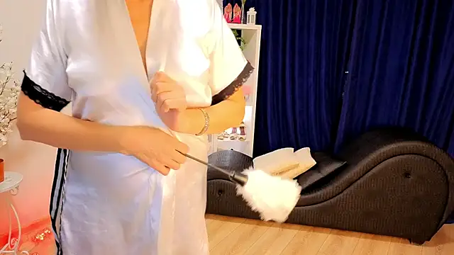 CaringSophie online show from 02-28-26, 06:29