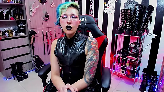 Snapshot of Mistress_Yelena chatting on 02-17-25, 10:27 Mistress Yelena online show from 02-17-25, 10:27