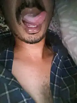 dreamtoungelick69 online show from 05-03-26, 06:55
