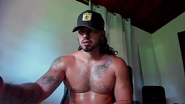 Snapshot of Baky_sexy chatting on 02-12-26, 01:44 Baky sexy online show from 02-12-26, 01:44