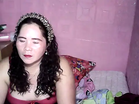 Snapshot of hotpusie_4u chatting on 10-01-25, 05:01 hotpusie 4u online show from 10-01-25, 05:01