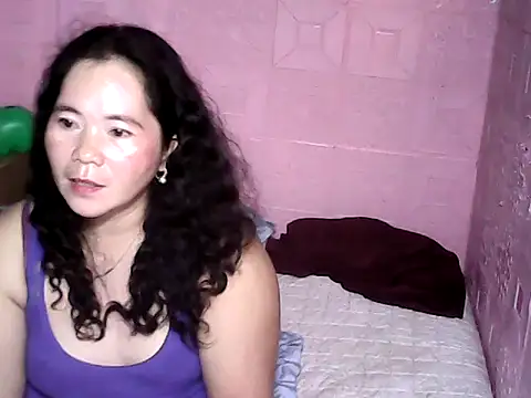 Snapshot of hotpusie_4u chatting on 09-20-25, 11:21 hotpusie 4u online show from 09-20-25, 11:21