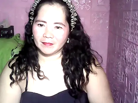 Snapshot of hotpusie_4u chatting on 11-07-25, 07:35 hotpusie 4u online show from 11-07-25, 07:35