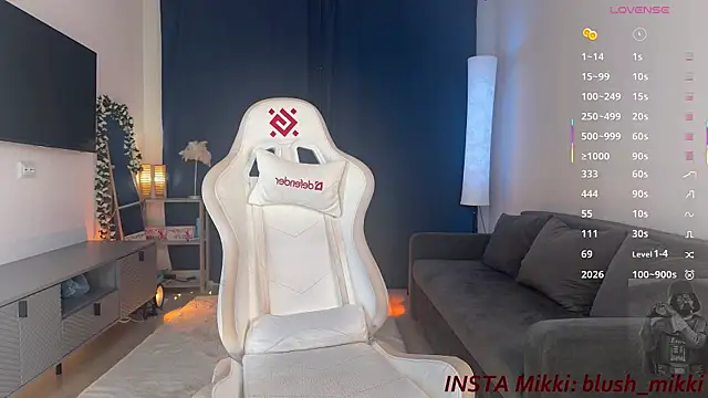 mikkixmeow online show from 06-17-26, 03:22