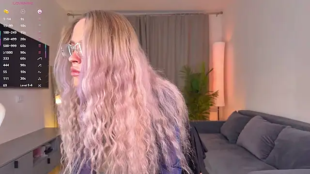 mikkixmeow online show from 12-04-25, 12:04