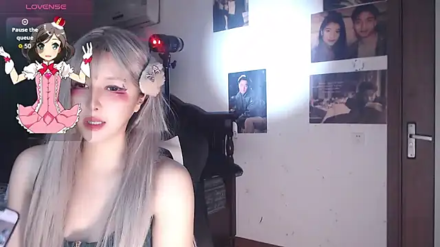 candy cola online show from 10-20-25, 06:26