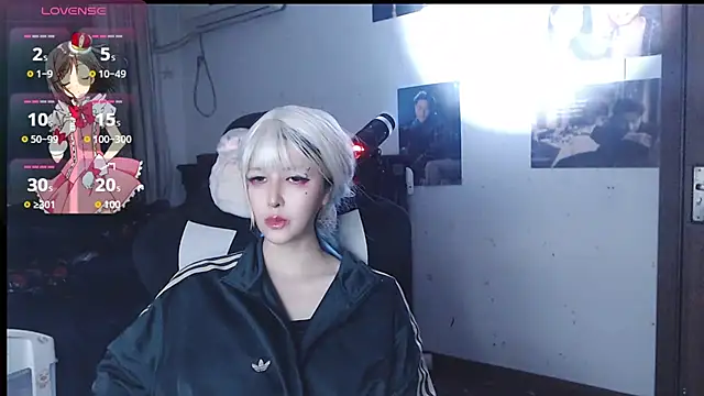 candy cola online show from 09-27-25, 03:12