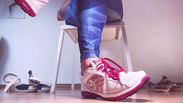 Foot Goddes  online show from 03-19-25, 10:00