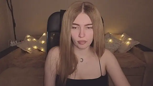 ViolettaLopez online show from 12-03-25, 01:21