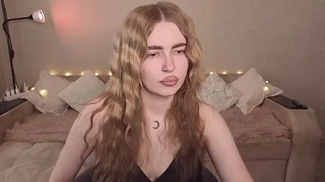 ViolettaLopez online show from 06-09-26, 02:29