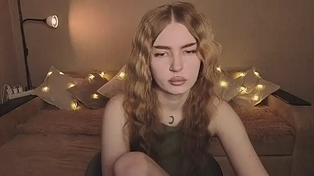 ViolettaLopez online show from 02-24-26, 02:40