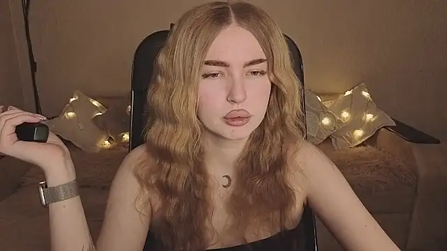 ViolettaLopez online show from 02-23-26, 04:07