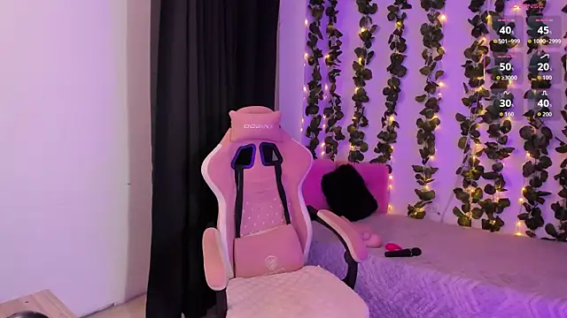 Snapshot of ashley_morgan_18 chatting on 01-14-26, 02:59 ashley morgan 18 online show from 01-14-26, 02:59