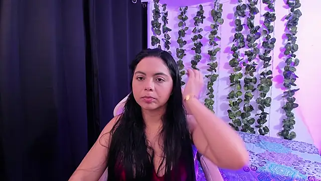 Snapshot of ashley_morgan_18 chatting on 11-11-25, 02:39 ashley morgan 18 online show from 11-11-25, 02:39