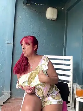 sofy alone online show from 03-18-25, 05:01