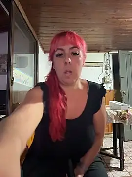 sofy alone online show from 11-29-25, 04:18