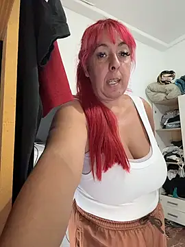 sofy alone online show from 12-15-25, 06:14