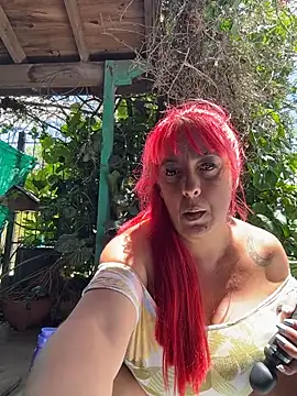 sofy alone online show from 12-16-25, 04:22