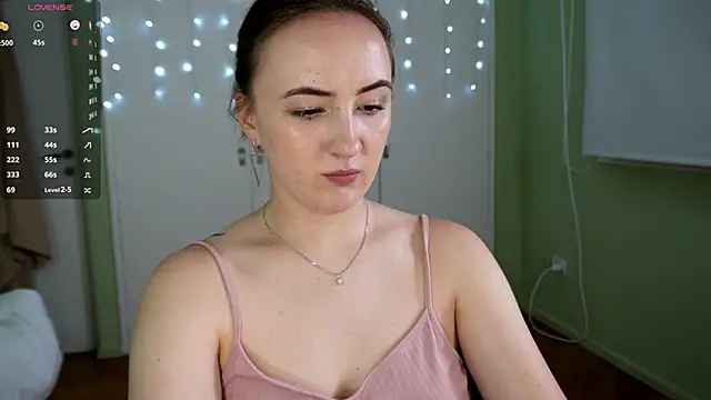 Snapshot of Black_Eva_ chatting on 02-04-25, 08:49 Black Eva online show from 02-04-25, 08:49
