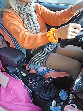 Snapshot of Nathotsexy1 chatting on 11-25-25, 08:58 Nathotsexy1 online show from 11-25-25, 08:58