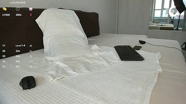 Smallnipples online show from 07-07-26, 04:26