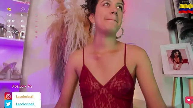 LaColorina  online show from 10-24-25, 06:51