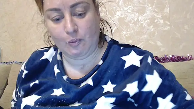 Amy August online show from 12-15-25, 03:01