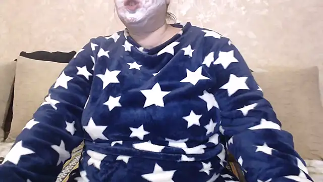 Amy August online show from 11-14-25, 08:56