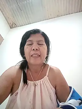 TropicalFlower online show from 04-17-26, 08:11