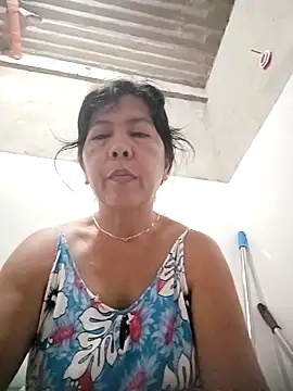 TropicalFlower online show from 11-30-25, 11:27