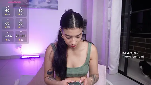 Veronica ar online show from 03-07-26, 02:18