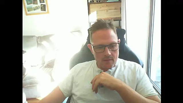 ZebedeePirate online show from 03-18-25, 03:55