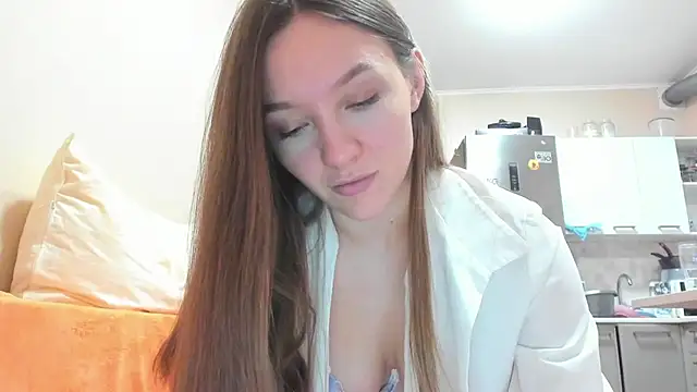 Naughty Molly online show from 10-28-25, 04:17