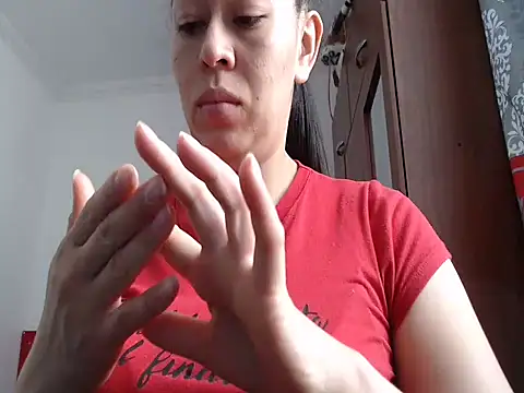 Snapshot of mayhott2 chatting on 02-17-25, 06:28 mayhott2 online show from 02-17-25, 06:28