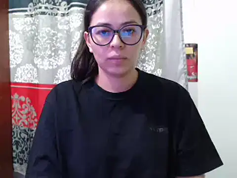 Snapshot of mayhott2 chatting on 03-08-25, 10:24 mayhott2 online show from 03-08-25, 10:24
