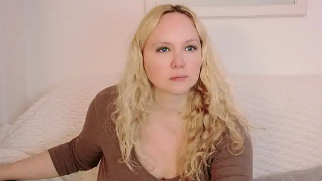 Sarah4you online show from 11-13-25, 05:06