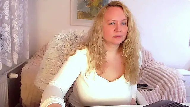 Sarah4you online show from 03-19-25, 12:37