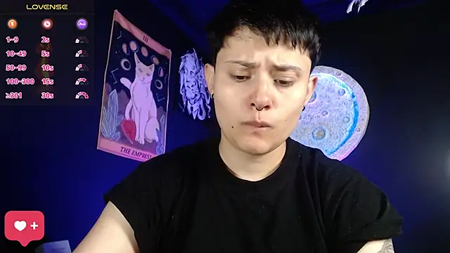 girl intense444 online show from 12-22-25, 01:22