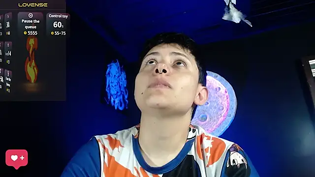 girl intense444 online show from 09-17-25, 01:02