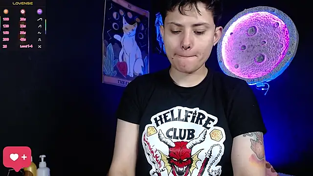 girl intense444 online show from 03-27-26, 01:23