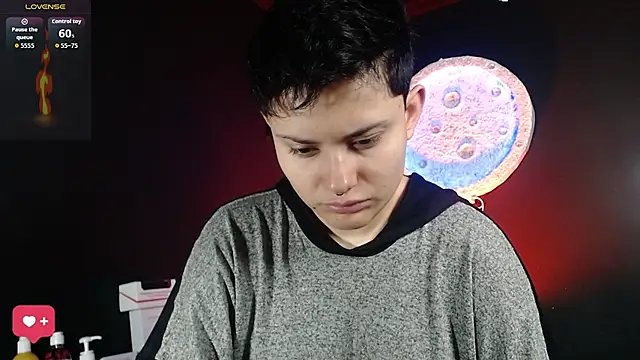 girl intense444 online show from 10-07-25, 12:28