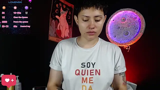 girl intense444 online show from 05-17-26, 01:33