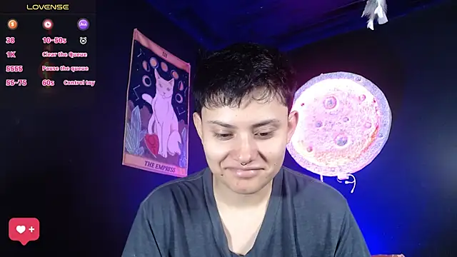 girl intense444 online show from 11-19-25, 12:49