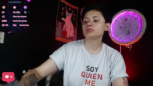 girl intense444 online show from 05-18-26, 01:05