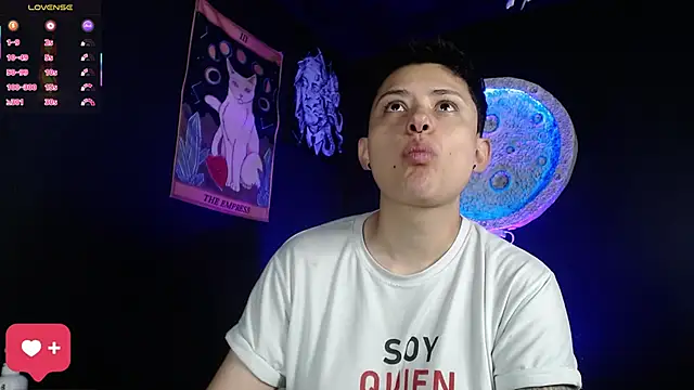 girl intense444 online show from 02-17-26, 01:08