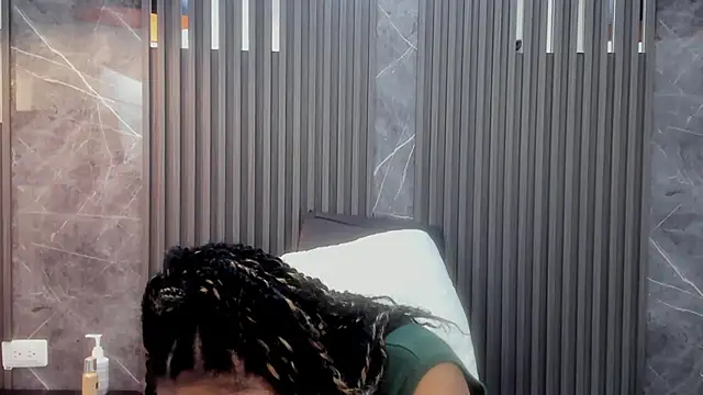 GabyFlowers online show from 01-17-25, 11:18