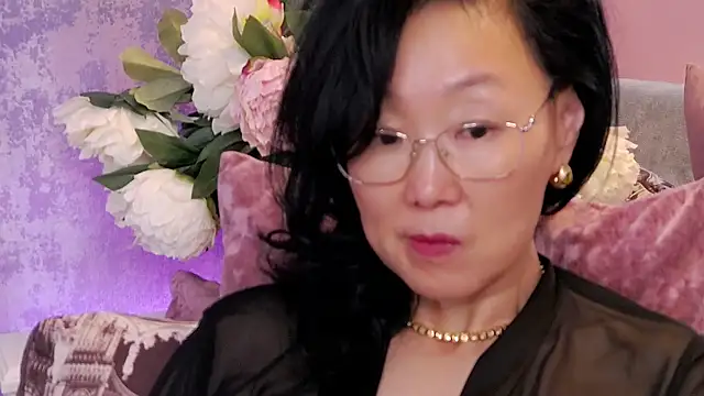 Asian legs online show from 02-21-26, 09:55